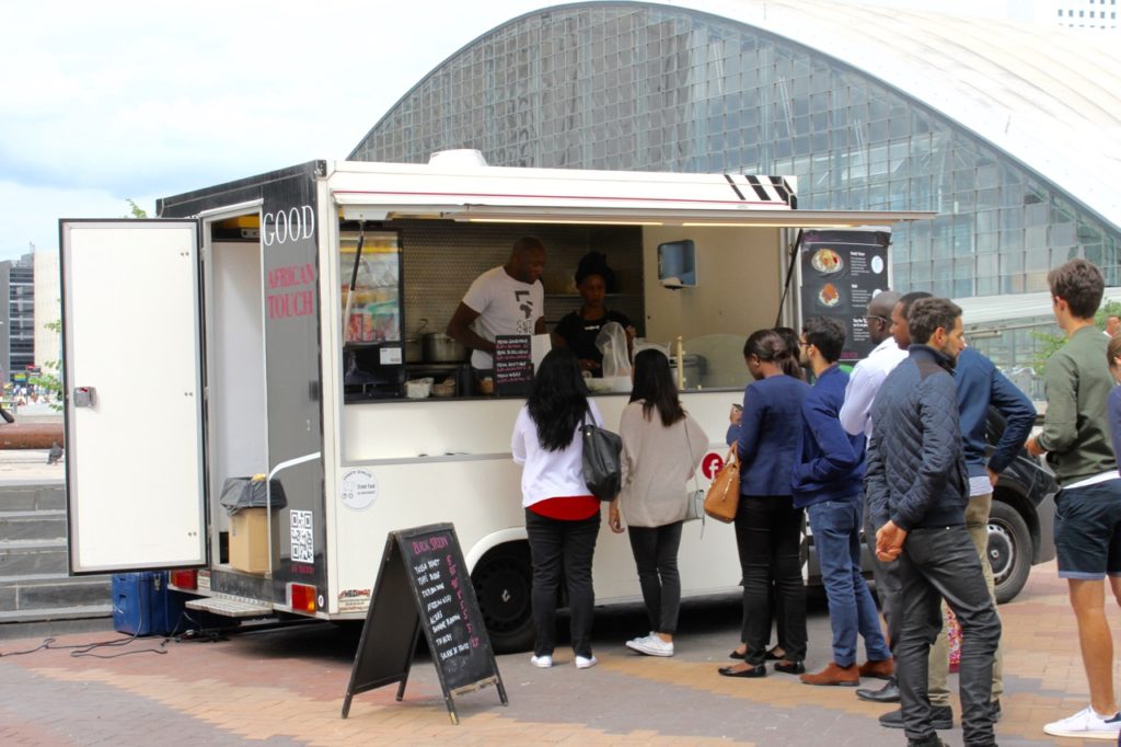 black businesses in Paris restaurants black spoon food truck
