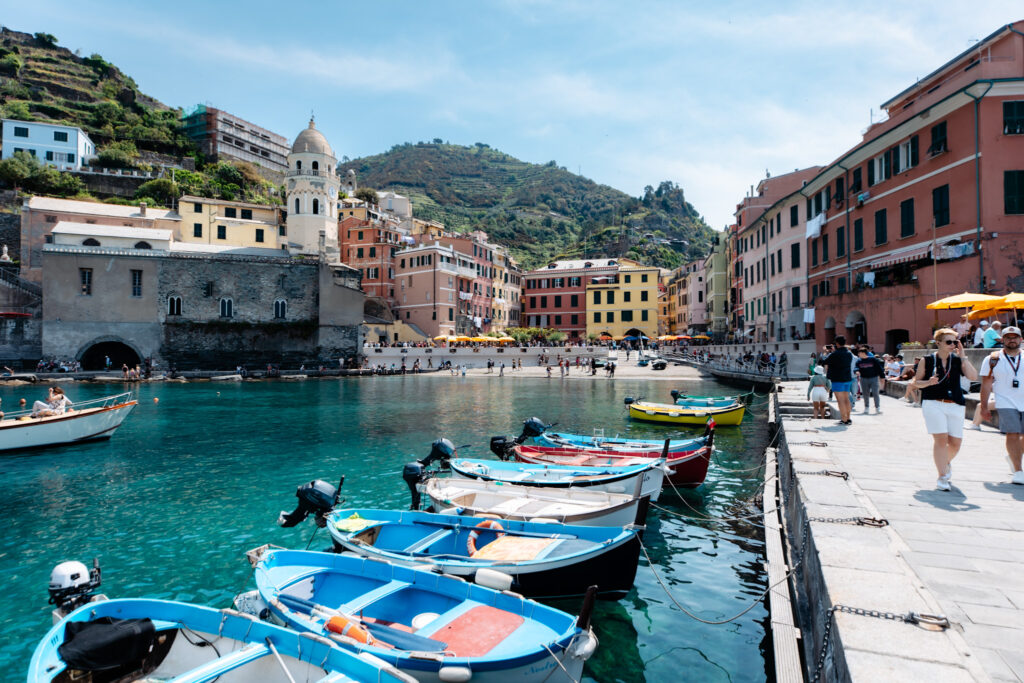 One day in Cinque Terre Itinerary Vernazza