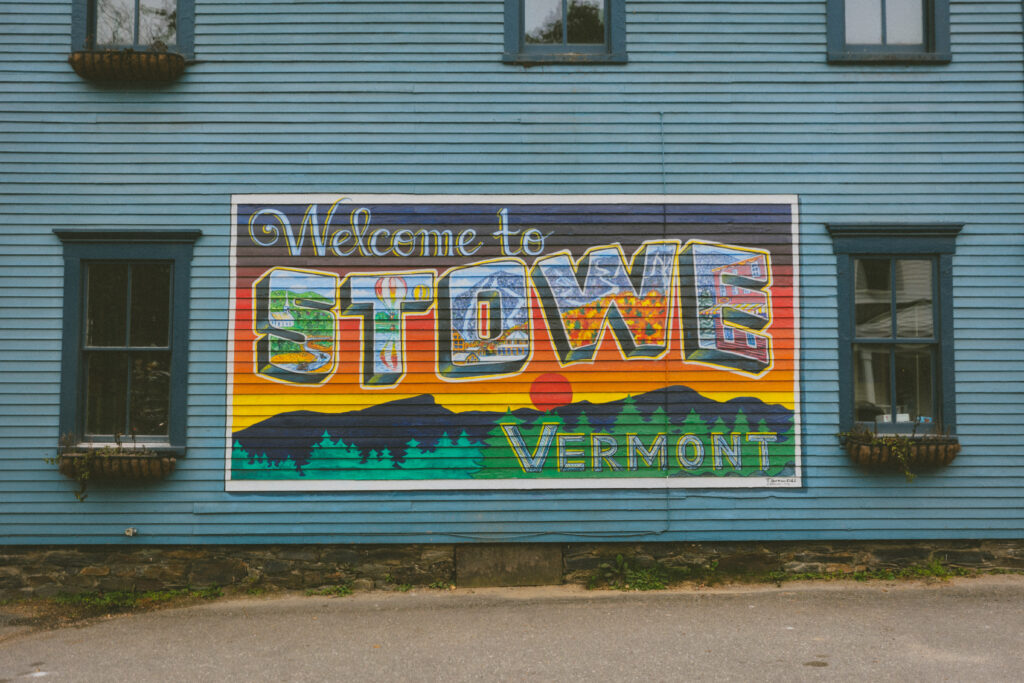 WHERE TO FIND THE STOWE SIGN VERMONT